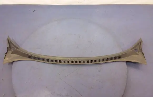Seat Altea XL Wiper trim 5P0853185C