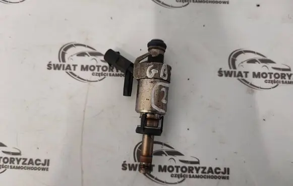 Audi A5 8T 8F Fuel injector 06L906036C