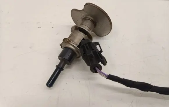 Audi A3 8Y AdBlue injector 7LA131113A