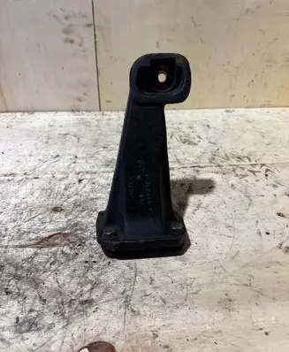 BMW X5 E53 Engine mounting bracket 6761564 22116761564