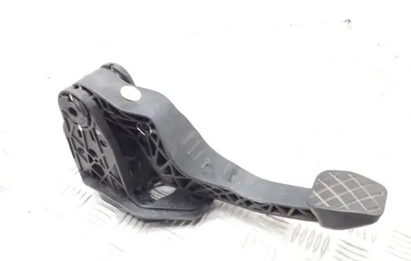 Clutch pedal