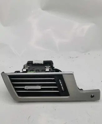 Mercedes-Benz E W212 Dashboard side air vent grill/cover trim 2128204004