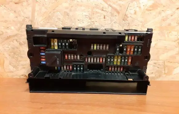 BMW 5 F10 F11 Fuse box set 9210861 2323