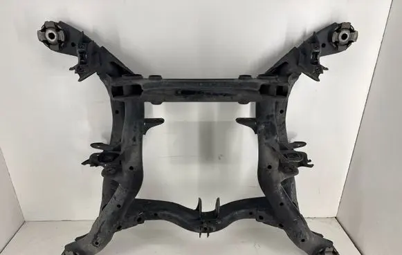 Porsche Cayenne (92A) Rear subframe 7P5599030 95833103100 95833103101