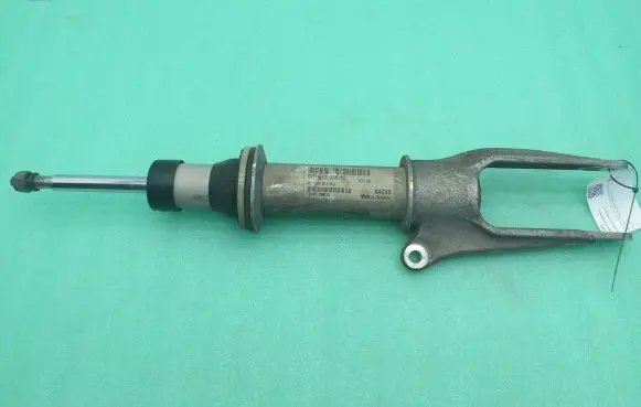 Porsche Panamera (970) Front shock absorber/damper 97034304504 97034303642