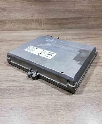 Renault Laguna I Engine control unit/module ECU HOM7700860316 7700864485 S101727104B