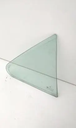 Peugeot 406 Rear vent window glass 9204C8