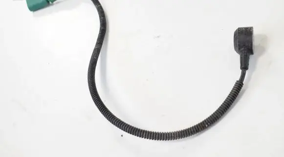 Audi A4 S4 B8 8K Detonation knock sensor 06E905377A