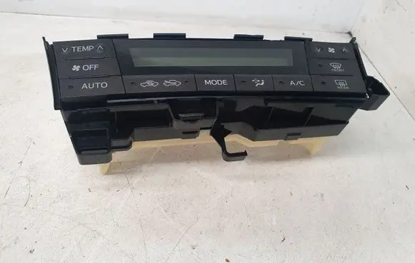 Toyota Prius (XW30) Climate control unit 75D726