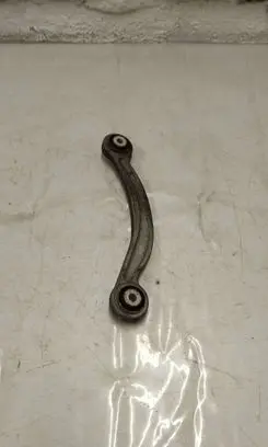 Mercedes-Benz C W205 Rear control arm A20409