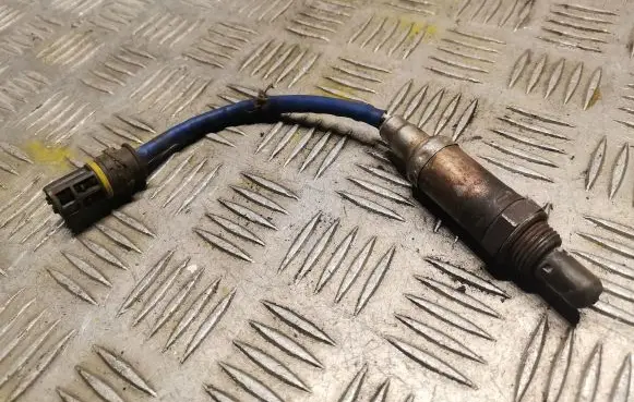 Mercedes-Benz ML W163 Lambda probe sensor 0015402817