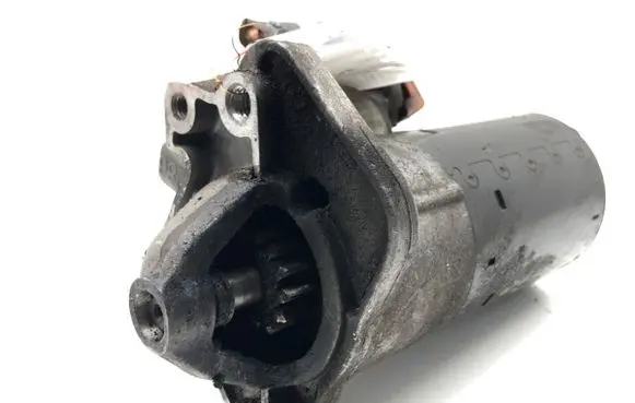 Nissan Juke I F15 Starter motor 0001136008