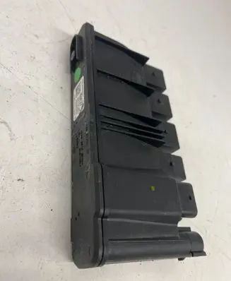 BMW 4 G22 G23 G24 G26 Other control units/modules 18576710 8638551 18B2481L1689