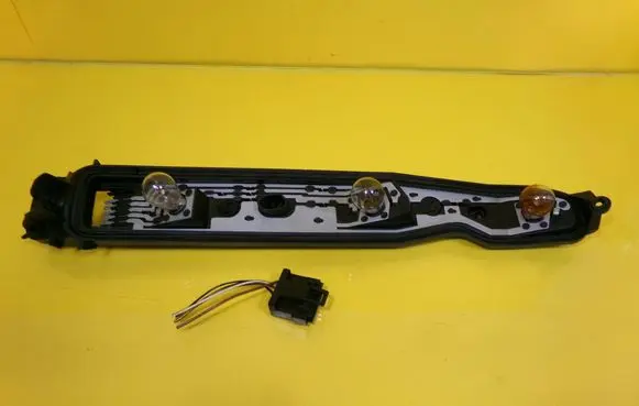 Opel Corsa C Tail light bulb cover holder 