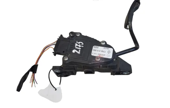 Opel Vivaro Accelerator throttle pedal 7700313060 6PV00811914