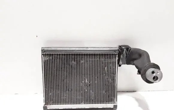 Air conditioning (A/C) radiator (interior)