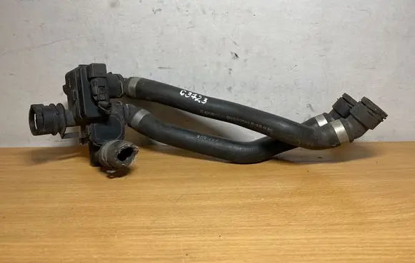 Mercedes-Benz CLS C219 Engine coolant pipe/hose A2118302896 C3723