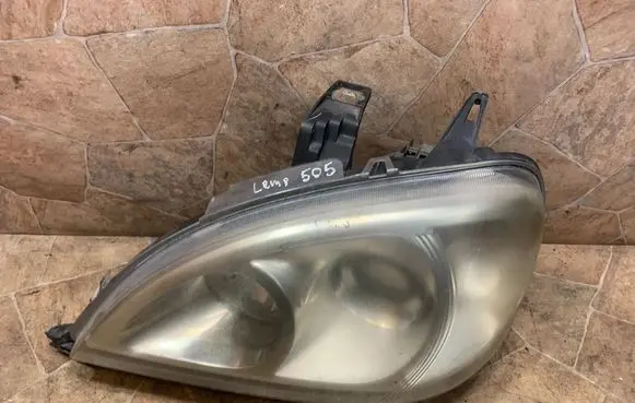 Mercedes-Benz ML W163 Headlight/headlamp A1638200749