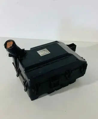 Maserati Levante Fuse box set 7154763030 670007428