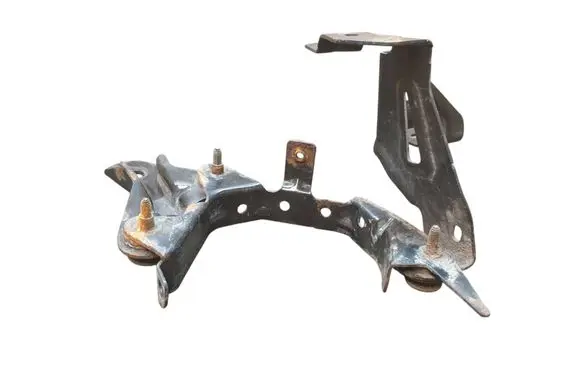 Renault Trafic III (X82) Power steering pump mounting bracket 996943370R 453778