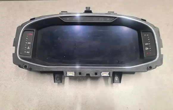 Speedometer (instrument cluster)