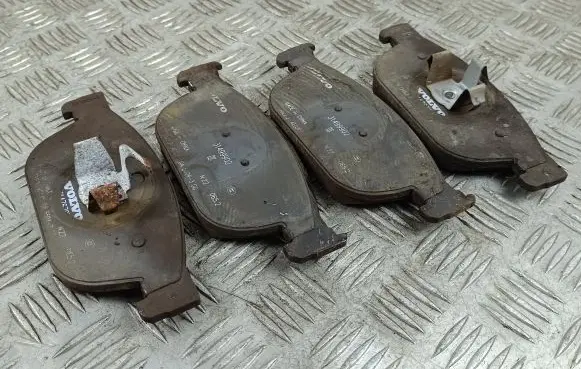 Polestar 2 Brake pads (front) 