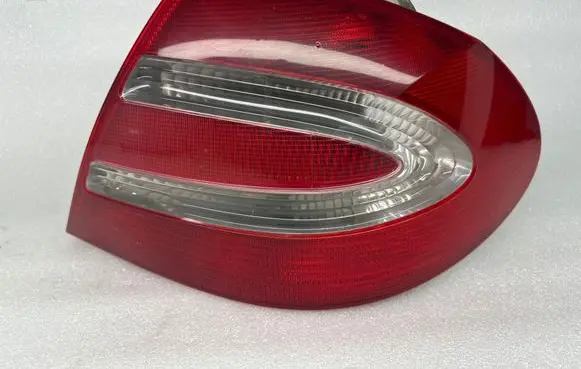 Mercedes-Benz CLK A209 C209 Rear/tail lights A2098200264 2098200677 15466200