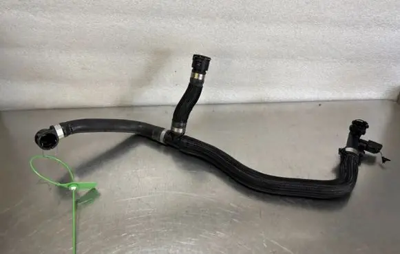 Renault Trafic III (X82) Engine coolant pipe/hose 144607175R
