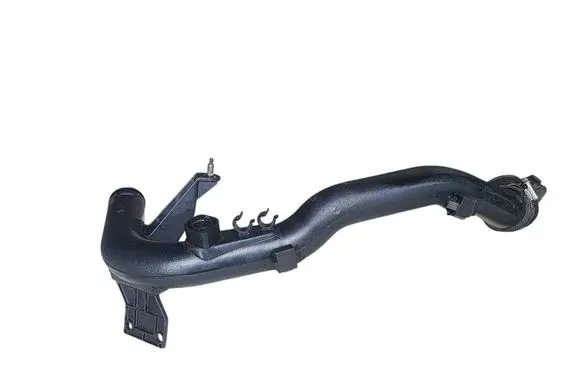 Volkswagen PASSAT B5 Intercooler hose/pipe 8D0145840L