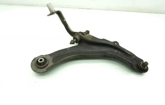Renault Captur Front control arm MMAUTKO28168