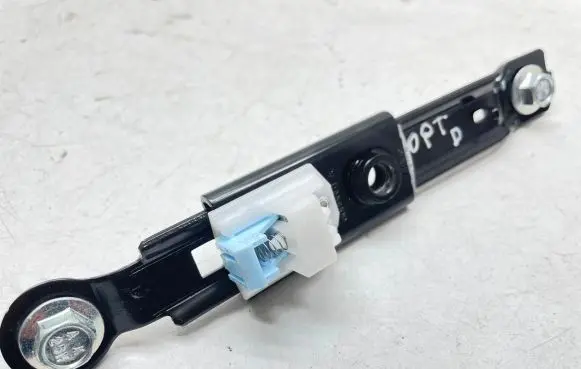 KIA Optima Seat belt adjustment rail 88890C1000