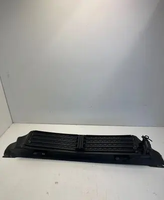 Volvo XC90 Intercooler air channel guide 31353797
