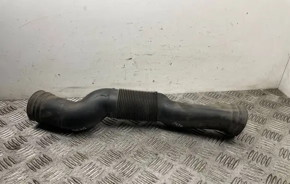 Mercedes-Benz R W251 Air intake duct part A2515051561 A2515051361