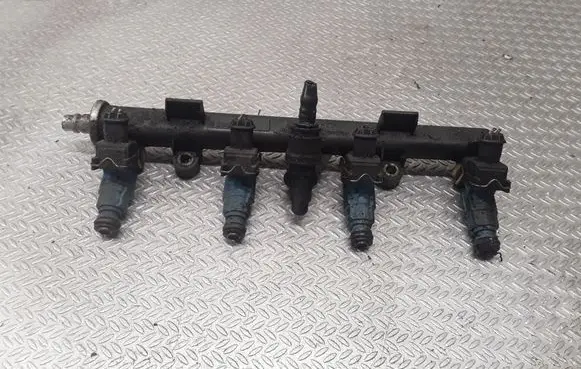 Fuel injectors set