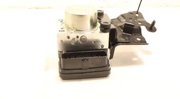Toyota Corolla E160 E170 ABS Pump