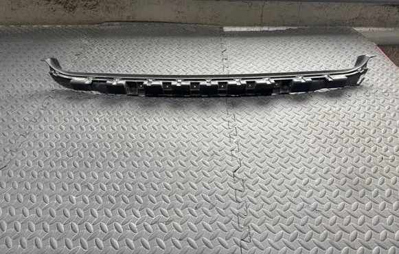 Mercedes-Benz C W204 Rear bumper mounting bracket A2048850665