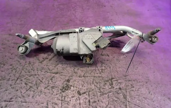 Peugeot 1007 Front wiper linkage and motor