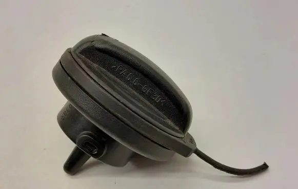 Audi A4 S4 B8 8K Fuel tank filler cap 3C0201553E