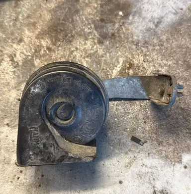 Volvo S40 Horn signal 0055306