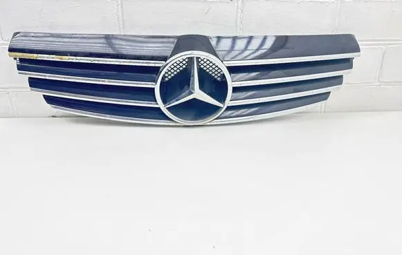 Mercedes-Benz CLK AMG A208 C208 Front bumper upper radiator grill A2098880052