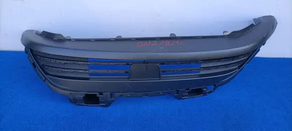 Hyundai Kona I Front bumper lip 86561-DDAB0