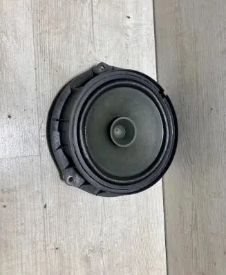 Dacia Sandero III Front door speaker 281443585r
