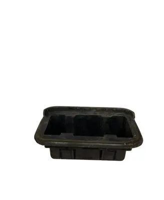 Ford Mustang V Quarter panel pressure vent 4R3363278C26BA 4R3363278C26