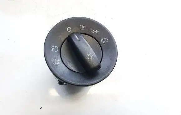 Skoda Octavia Mk2 (1Z) Light switch 1z0941431e 04067401