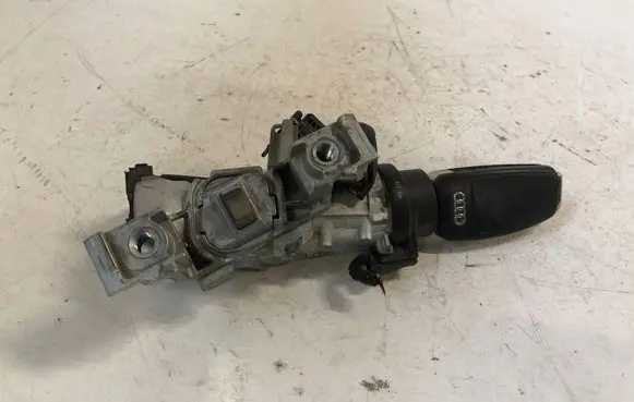Audi A3 S3 8P Ignition lock 1K0905851B