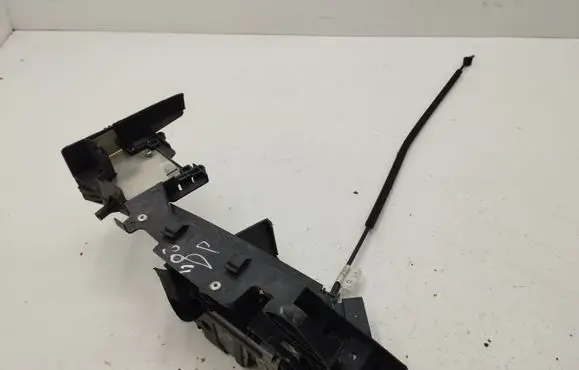 Ford C-MAX II Front door lock AM5AU21812CB