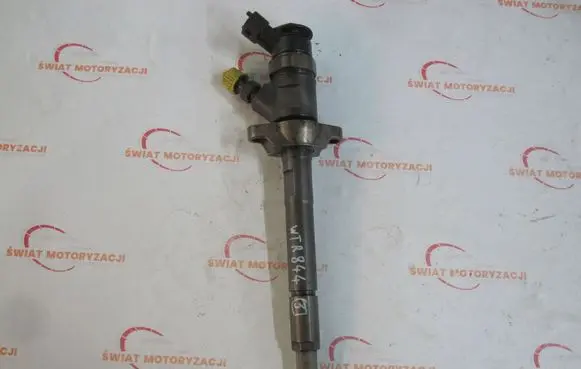 Peugeot 206 Fuel injector 0445110311