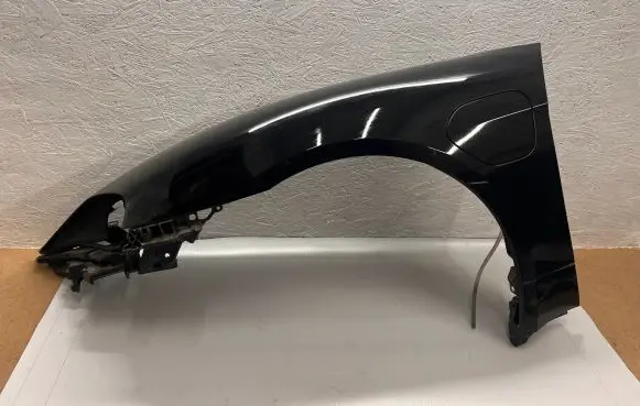 Porsche Taycan 9J1 Fender 9J1807347B 9J1821433