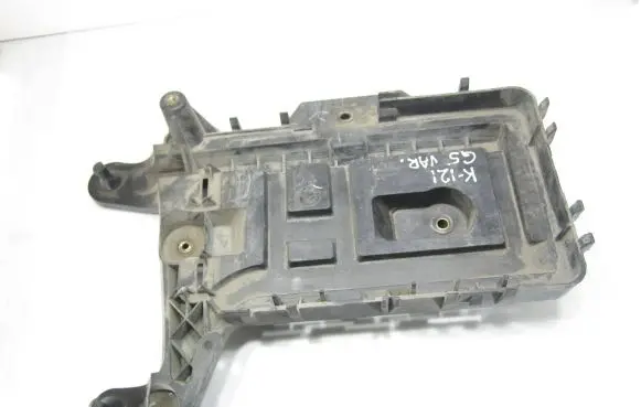 Battery tray