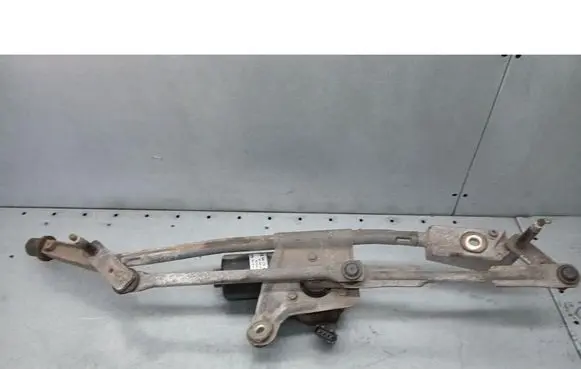 Volvo S60 Front wiper linkage 09151848